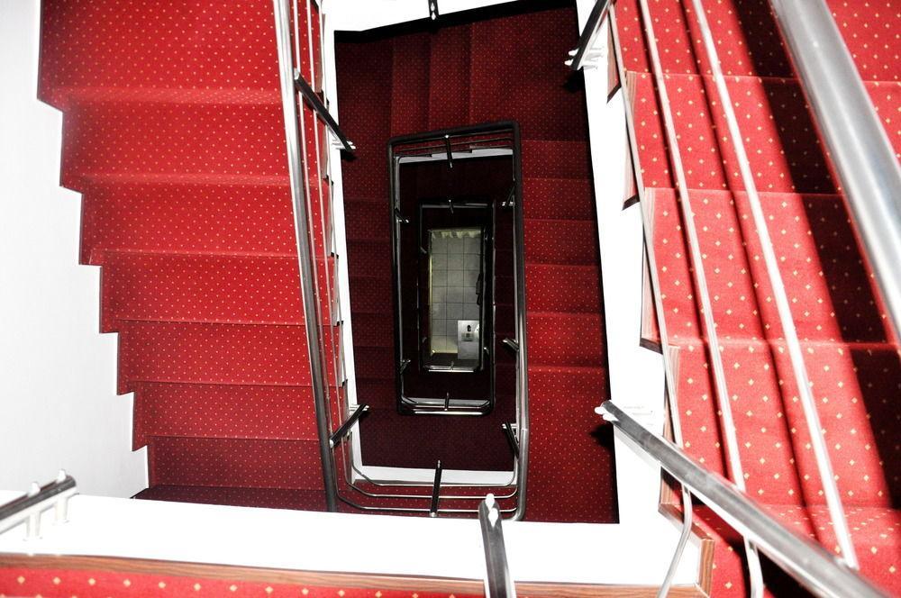 Hotel Pascu Bukarest Exterior foto