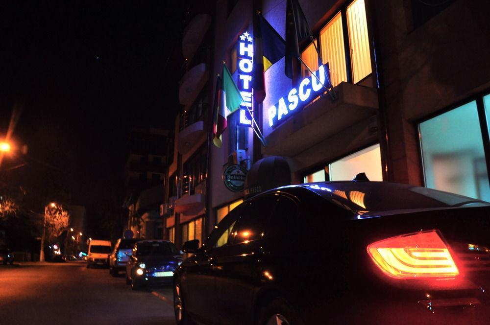 Hotel Pascu Bukarest Exterior foto